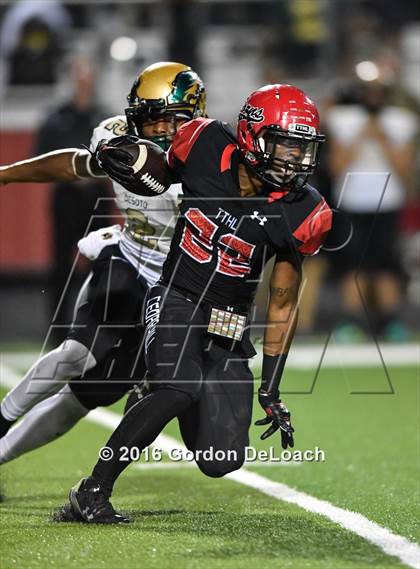 Thumbnail 2 in DeSoto @ Cedar Hill photogallery.