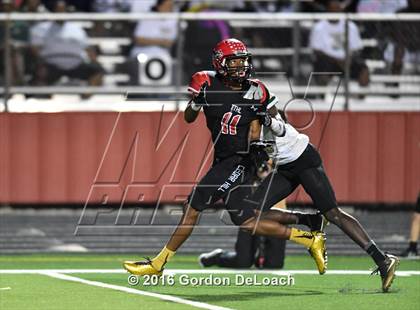 Thumbnail 2 in DeSoto @ Cedar Hill photogallery.