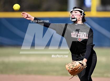 Thumbnail 1 in Bradley Central @ Whitwell photogallery.