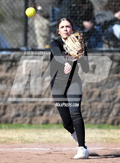 Thumbnail 2 in Bradley Central @ Whitwell photogallery.