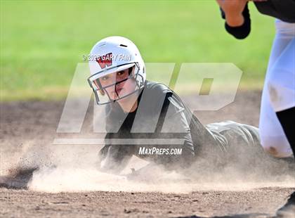 Thumbnail 3 in Bradley Central @ Whitwell photogallery.