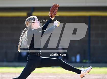 Thumbnail 2 in Bradley Central @ Whitwell photogallery.