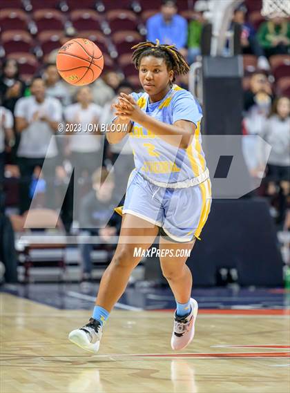 Thumbnail 2 in Kolbe-Cathedral vs. Northwest Catholic (CIAC Class S Final) photogallery.