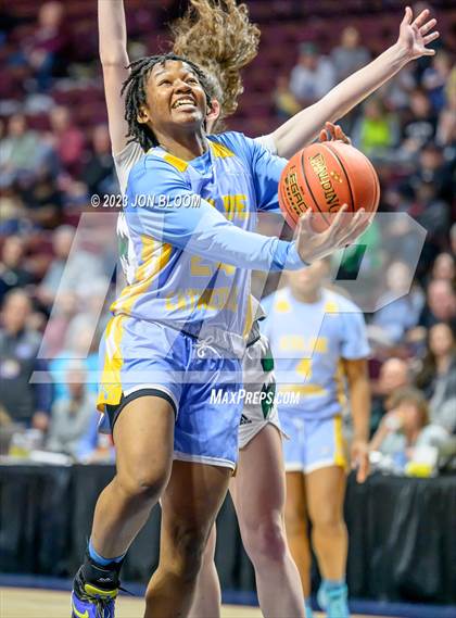 Thumbnail 3 in Kolbe-Cathedral vs. Northwest Catholic (CIAC Class S Final) photogallery.