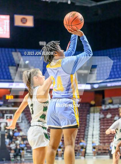 Thumbnail 2 in Kolbe-Cathedral vs. Northwest Catholic (CIAC Class S Final) photogallery.