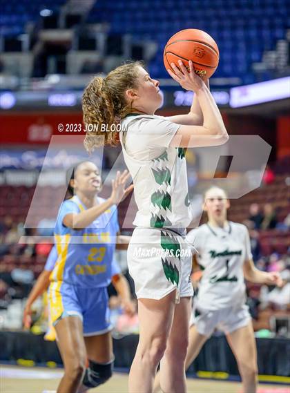 Thumbnail 2 in Kolbe-Cathedral vs. Northwest Catholic (CIAC Class S Final) photogallery.