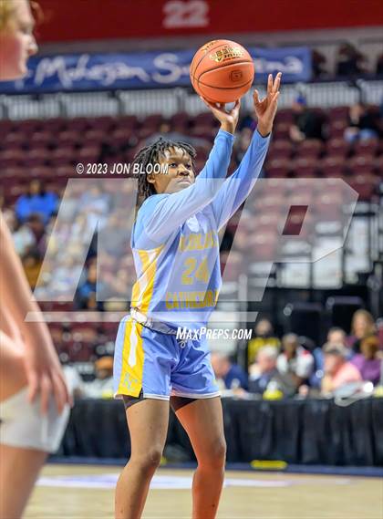 Thumbnail 2 in Kolbe-Cathedral vs. Northwest Catholic (CIAC Class S Final) photogallery.