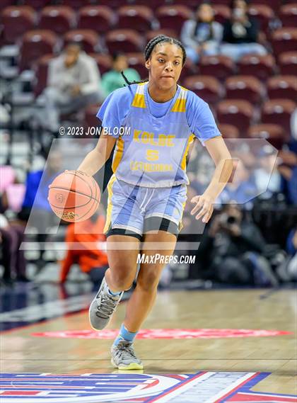 Thumbnail 3 in Kolbe-Cathedral vs. Northwest Catholic (CIAC Class S Final) photogallery.