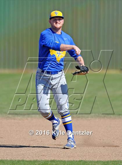 Thumbnail 1 in Bonham vs Leonard (Pottsboro Varsity Tournament) photogallery.