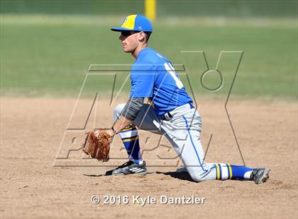 Thumbnail 3 in Bonham vs Leonard (Pottsboro Varsity Tournament) photogallery.