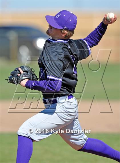 Thumbnail 1 in Bonham vs Leonard (Pottsboro Varsity Tournament) photogallery.