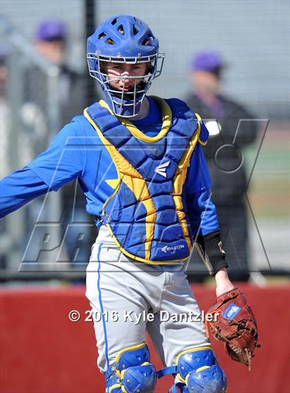 Thumbnail 2 in Bonham vs Leonard (Pottsboro Varsity Tournament) photogallery.
