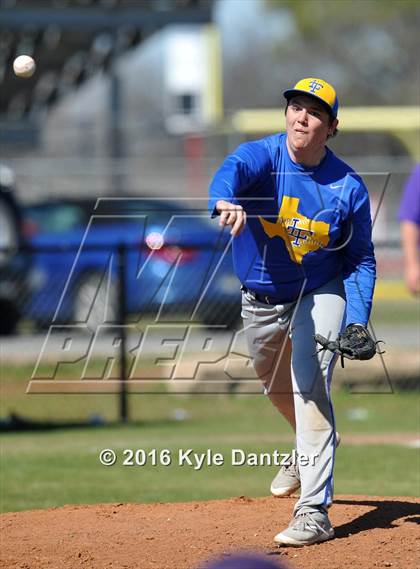 Thumbnail 3 in Bonham vs Leonard (Pottsboro Varsity Tournament) photogallery.