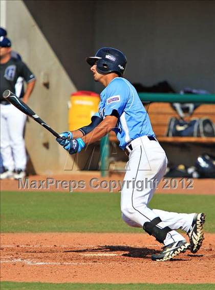 Thumbnail 2 in Gulliver Prep vs. Carroll (National High School Invitational) photogallery.