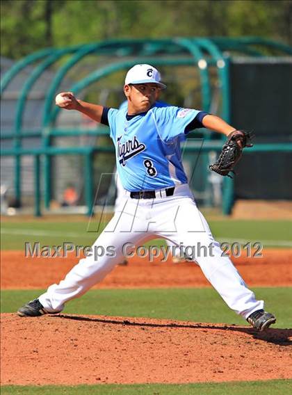 Thumbnail 2 in Gulliver Prep vs. Carroll (National High School Invitational) photogallery.