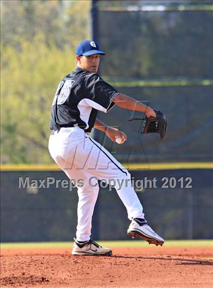Thumbnail 1 in Gulliver Prep vs. Carroll (National High School Invitational) photogallery.