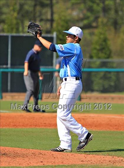 Thumbnail 2 in Gulliver Prep vs. Carroll (National High School Invitational) photogallery.