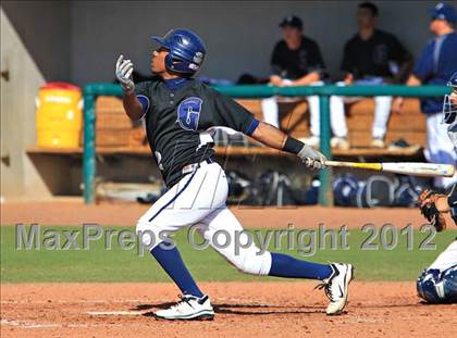 Thumbnail 3 in Gulliver Prep vs. Carroll (National High School Invitational) photogallery.