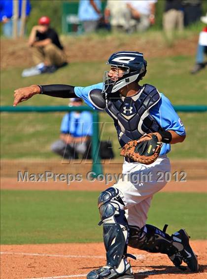 Thumbnail 2 in Gulliver Prep vs. Carroll (National High School Invitational) photogallery.