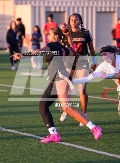 Thumbnail 3 in JSerra Catholic @ Orange Lutheran photogallery.