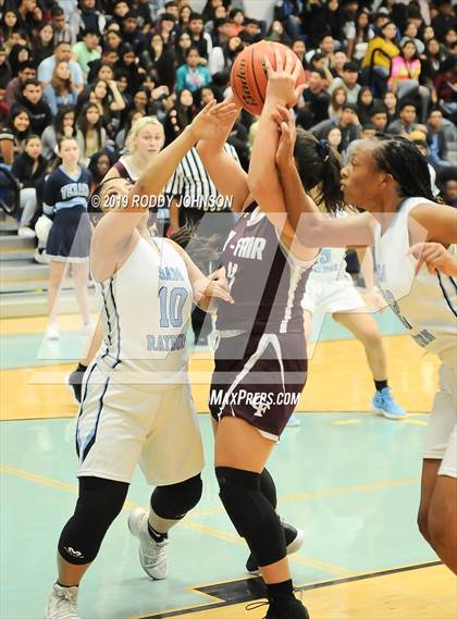 Thumbnail 2 in Cy-Fair vs. Sam Rayburn (McDonald's Texas Invitational) photogallery.