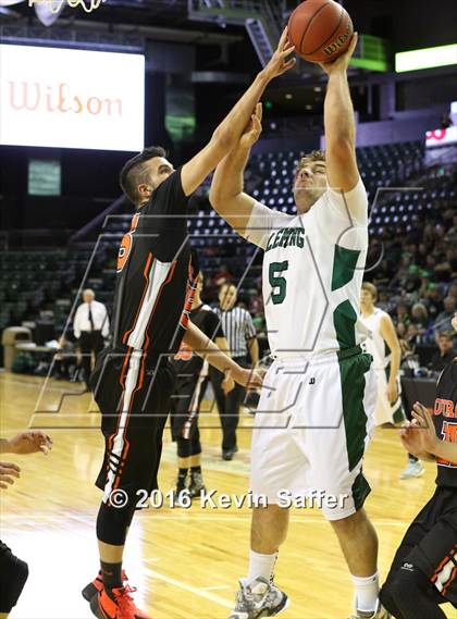 Thumbnail 3 in Fleming vs. Ouray  (CHSAA 1A Semifinal) photogallery.