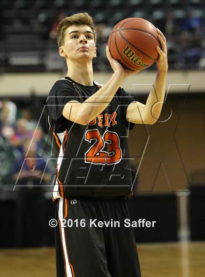 Thumbnail 2 in Fleming vs. Ouray  (CHSAA 1A Semifinal) photogallery.
