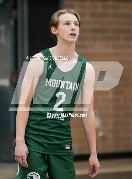 Thumbnail 2 in Mountain Ridge vs Highland (AIA 6A Round 1 Playoff) photogallery.