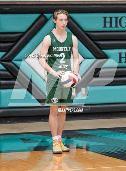 Thumbnail 1 in Mountain Ridge vs Highland (AIA 6A Round 1 Playoff) photogallery.