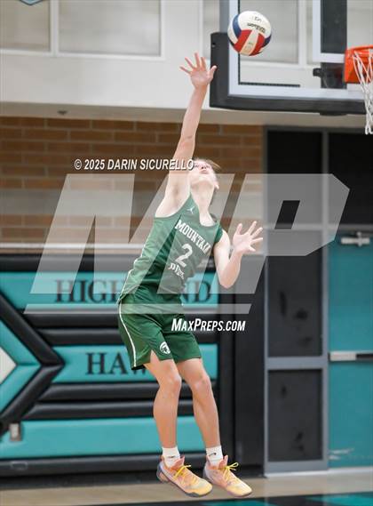 Thumbnail 2 in Mountain Ridge vs Highland (AIA 6A Round 1 Playoff) photogallery.