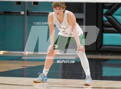 Thumbnail 3 in Mountain Ridge vs Highland (AIA 6A Round 1 Playoff) photogallery.