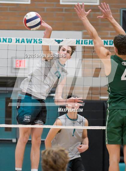 Thumbnail 2 in Mountain Ridge vs Highland (AIA 6A Round 1 Playoff) photogallery.
