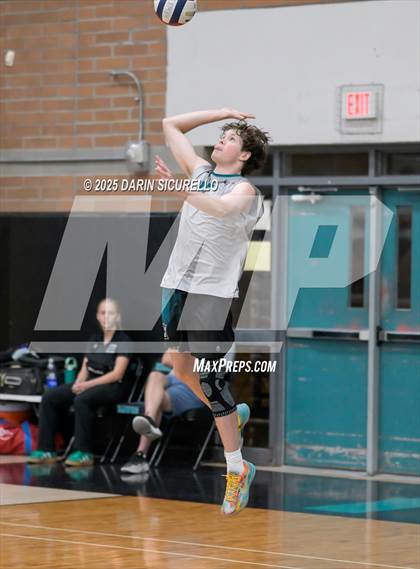 Thumbnail 1 in Mountain Ridge vs Highland (AIA 6A Round 1 Playoff) photogallery.