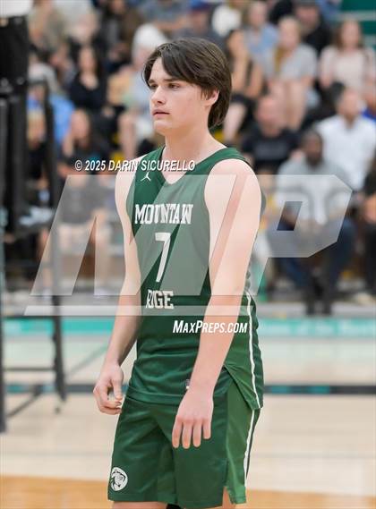Thumbnail 3 in Mountain Ridge vs Highland (AIA 6A Round 1 Playoff) photogallery.