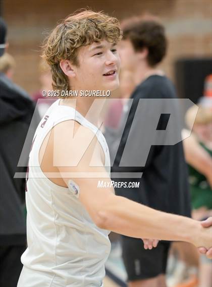 Thumbnail 1 in Mountain Ridge vs Highland (AIA 6A Round 1 Playoff) photogallery.