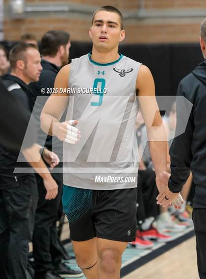 Thumbnail 3 in Mountain Ridge vs Highland (AIA 6A Round 1 Playoff) photogallery.