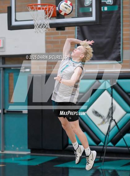 Thumbnail 1 in Mountain Ridge vs Highland (AIA 6A Round 1 Playoff) photogallery.
