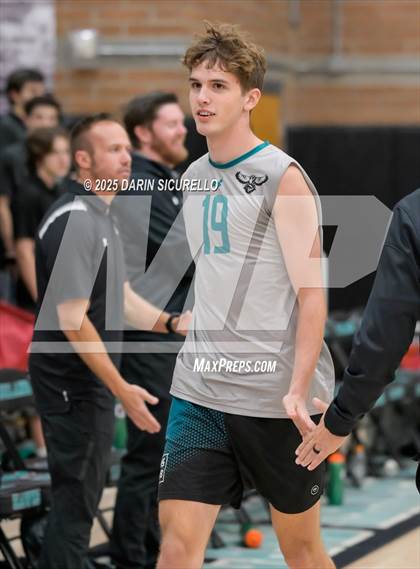 Thumbnail 1 in Mountain Ridge vs Highland (AIA 6A Round 1 Playoff) photogallery.