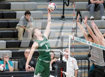 Thumbnail 1 in Mountain Ridge vs Highland (AIA 6A Round 1 Playoff) photogallery.