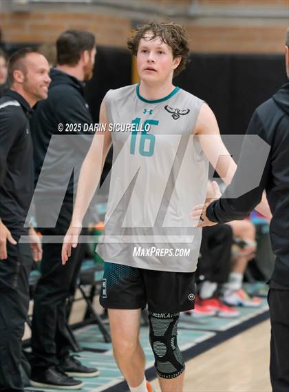 Thumbnail 3 in Mountain Ridge vs Highland (AIA 6A Round 1 Playoff) photogallery.