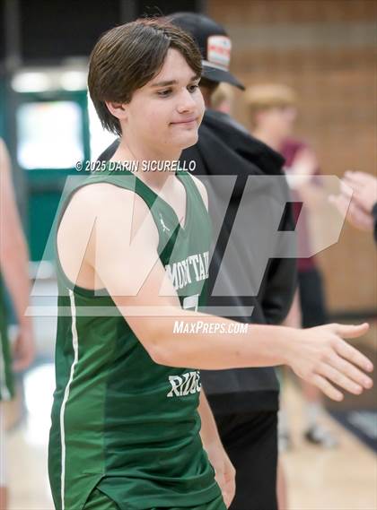 Thumbnail 2 in Mountain Ridge vs Highland (AIA 6A Round 1 Playoff) photogallery.