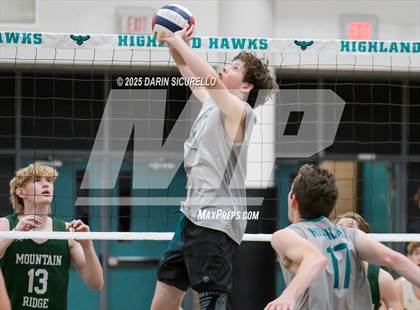 Thumbnail 1 in Mountain Ridge vs Highland (AIA 6A Round 1 Playoff) photogallery.