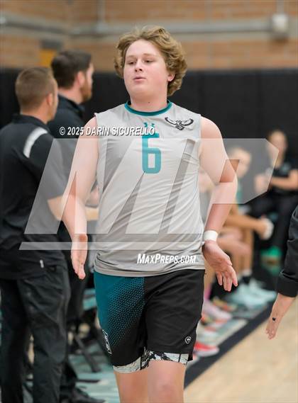 Thumbnail 3 in Mountain Ridge vs Highland (AIA 6A Round 1 Playoff) photogallery.