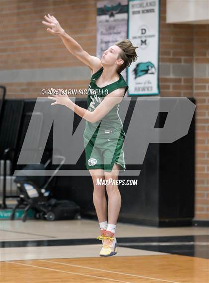 Thumbnail 1 in Mountain Ridge vs Highland (AIA 6A Round 1 Playoff) photogallery.