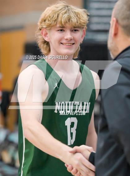 Thumbnail 1 in Mountain Ridge vs Highland (AIA 6A Round 1 Playoff) photogallery.