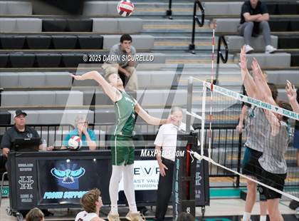 Thumbnail 2 in Mountain Ridge vs Highland (AIA 6A Round 1 Playoff) photogallery.