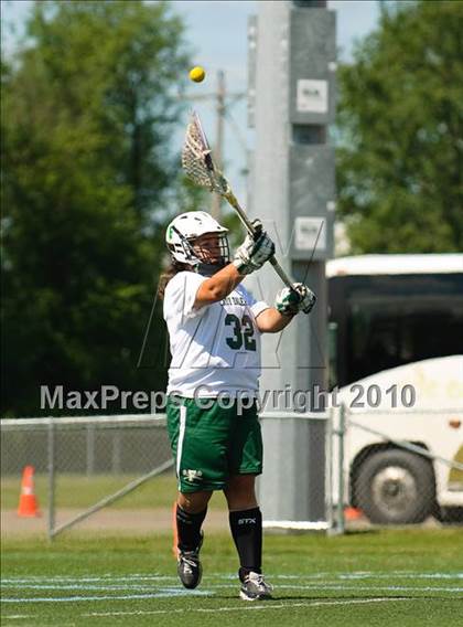 Thumbnail 1 in Farmingdale vs. Pittsford (NYSPHSAA Class A Semifinal) photogallery.