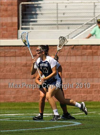 Thumbnail 2 in Farmingdale vs. Pittsford (NYSPHSAA Class A Semifinal) photogallery.