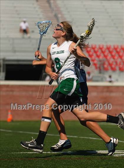 Thumbnail 3 in Farmingdale vs. Pittsford (NYSPHSAA Class A Semifinal) photogallery.