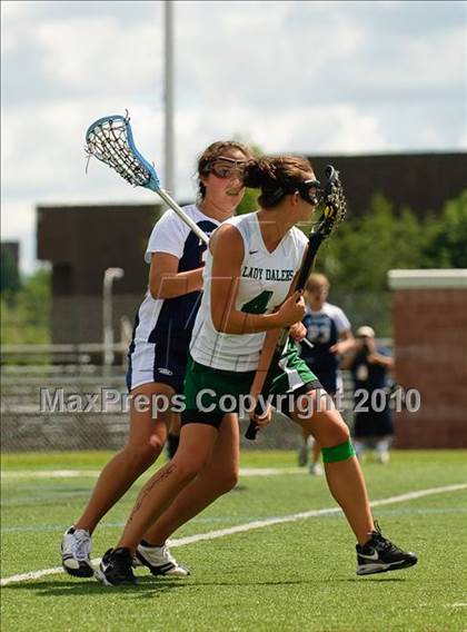 Thumbnail 1 in Farmingdale vs. Pittsford (NYSPHSAA Class A Semifinal) photogallery.